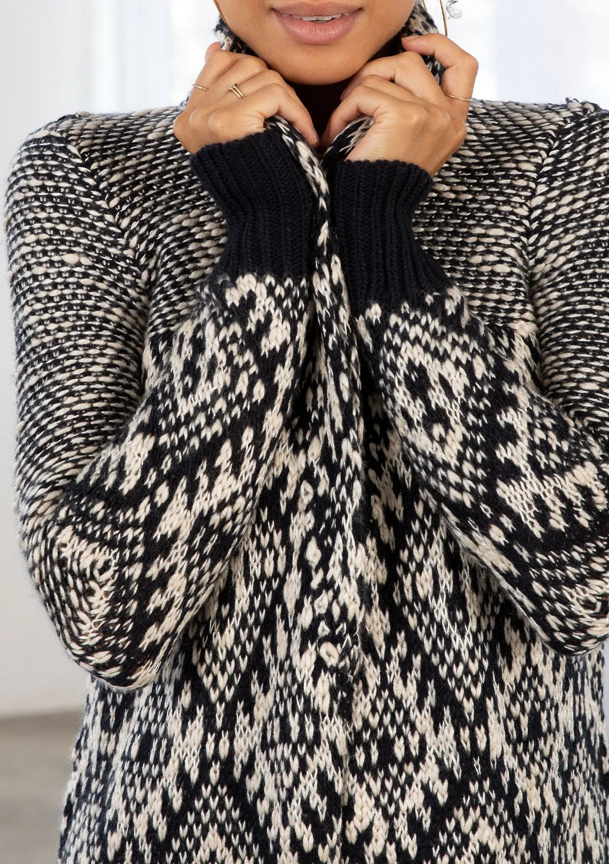 Diamond Patterned Mid-Length Cardigan