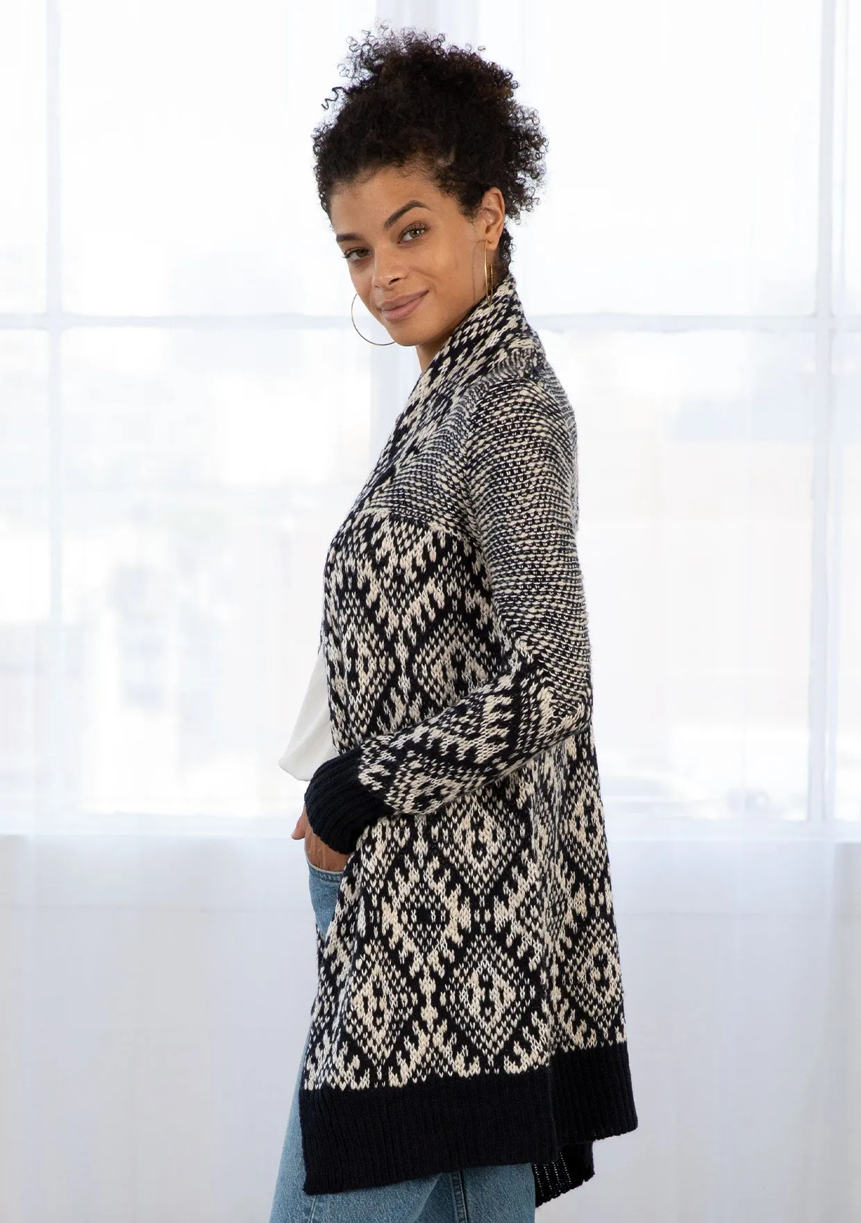 Diamond Patterned Mid-Length Cardigan