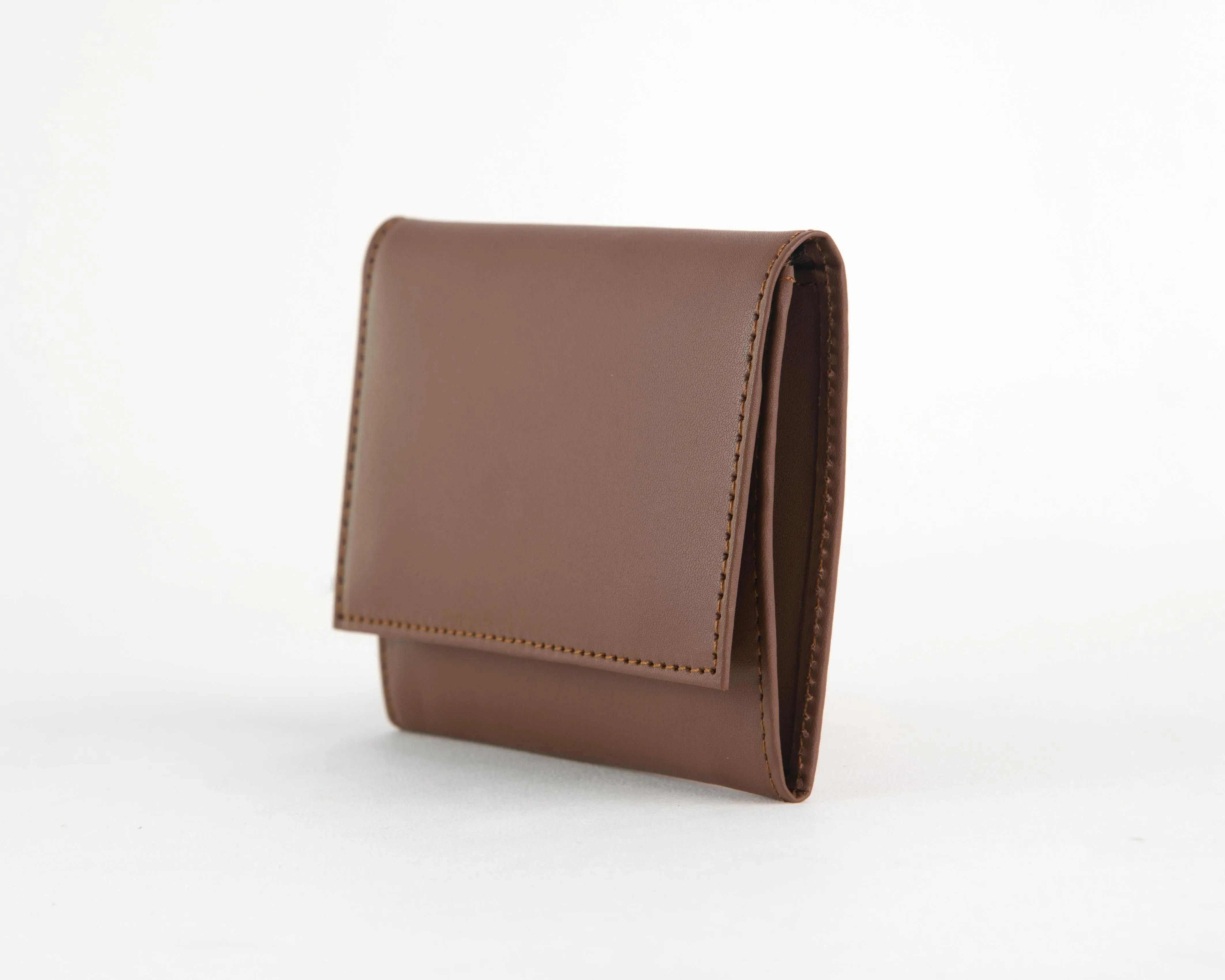 Discovery Wallet - Tan