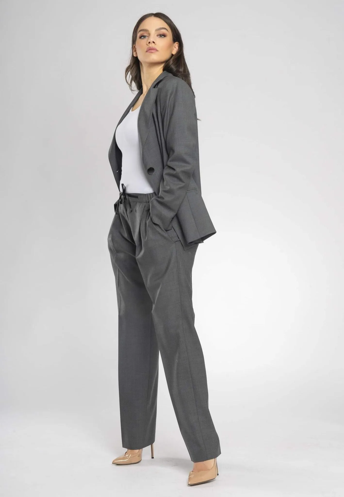Lisa Italian Wool Women's Blazer - Tailored Slim-Fit Light Grey for Stylish Professional Look, Matches with Sara Grey  Trousers